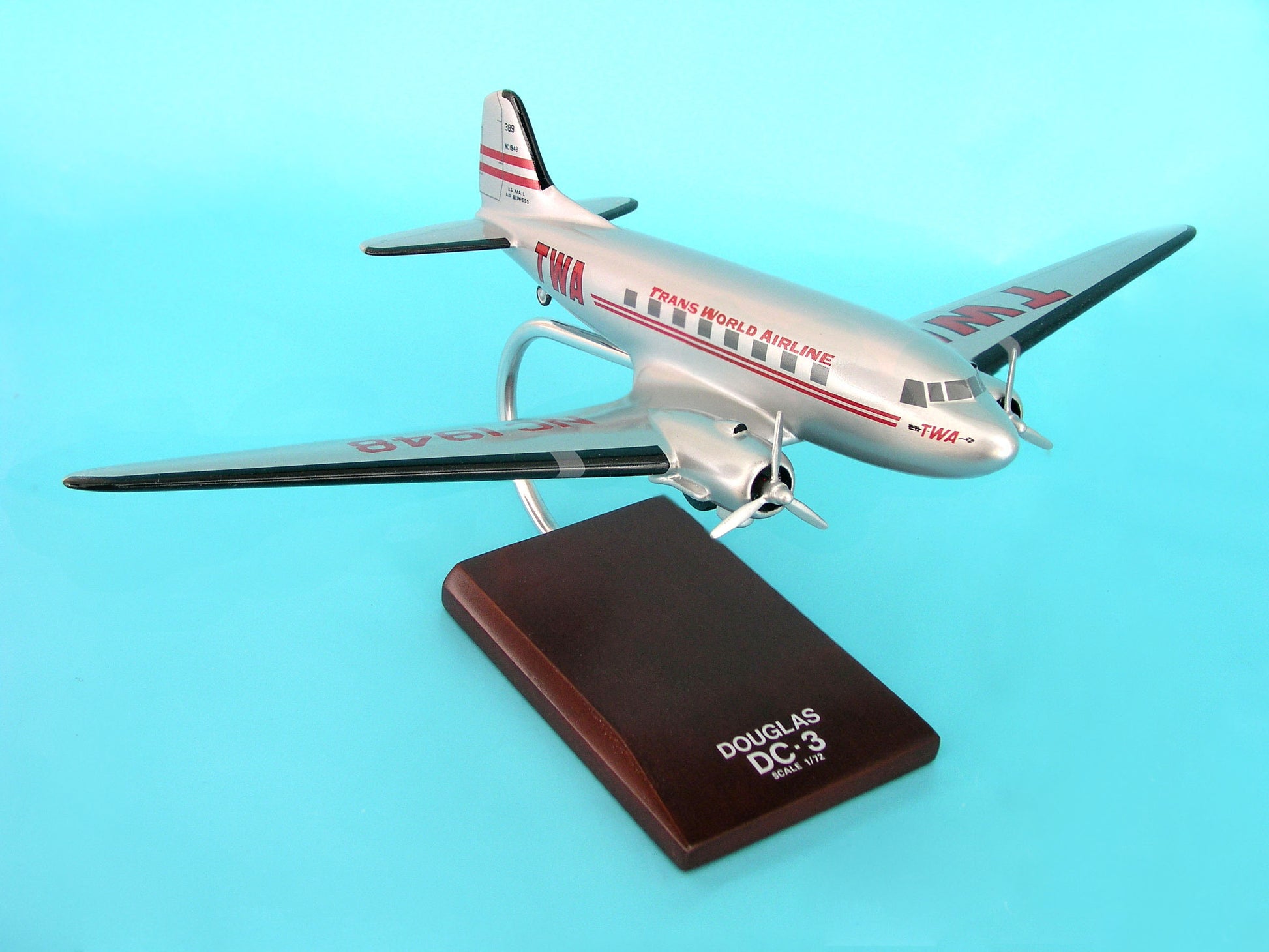 Executive Series G0672 Exec Ser Twa Dc-3 1/72 (Kdc3Twat)
