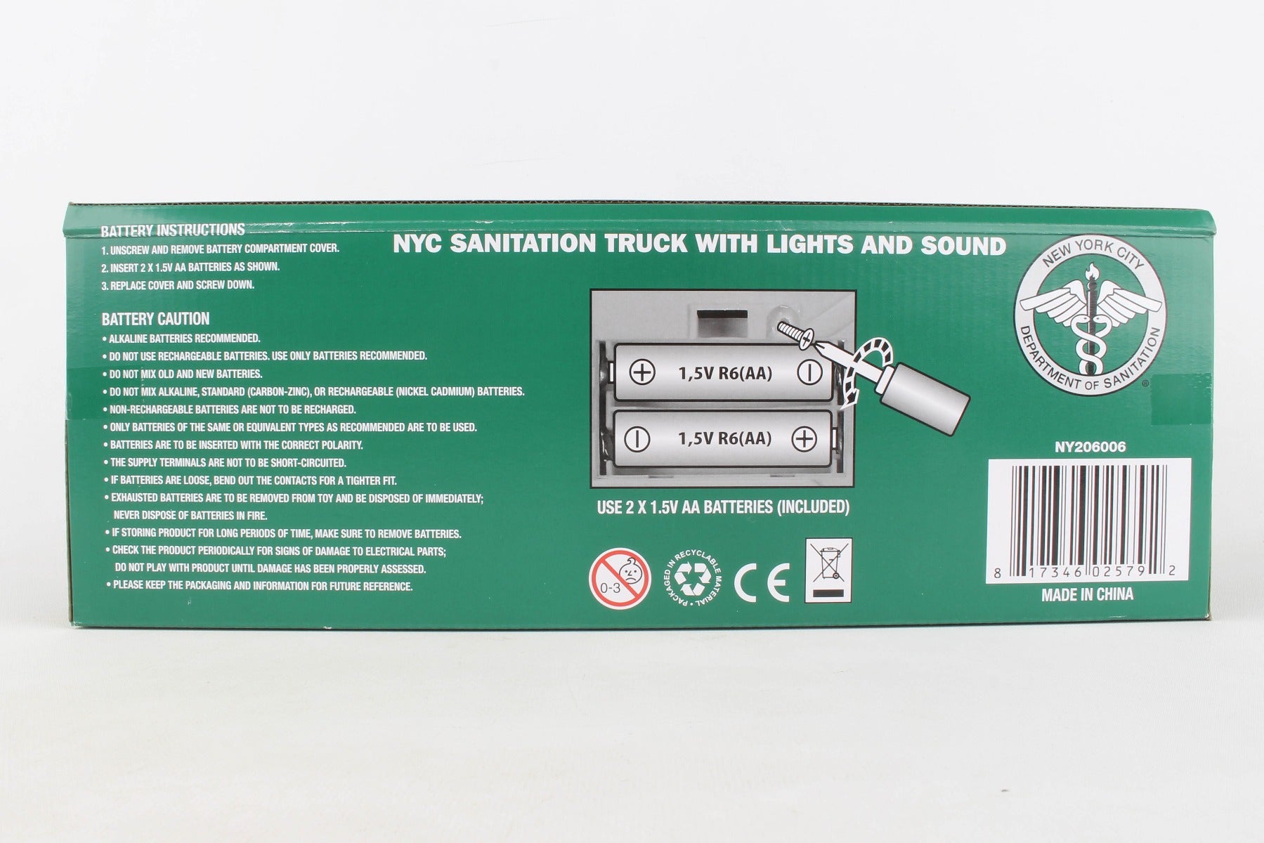 Daron New York City NY206006 Nyc Sanitation Garbage Truck W/Lights & Sound