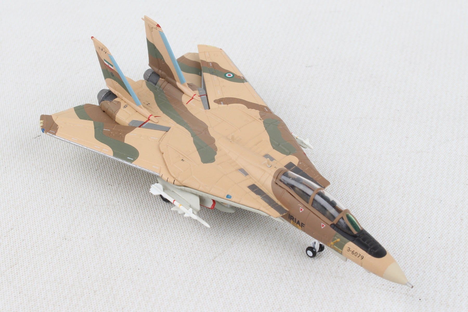 Hogan Wings Miliary 1/200 HG6627 Hogan Iranian Air Force F-14A 1/200 Ali-Cat Ser#3-6079