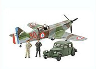 Tamiya 61109 1/48 Dewoitine D520 French Aces Aircraft w/Staff Car