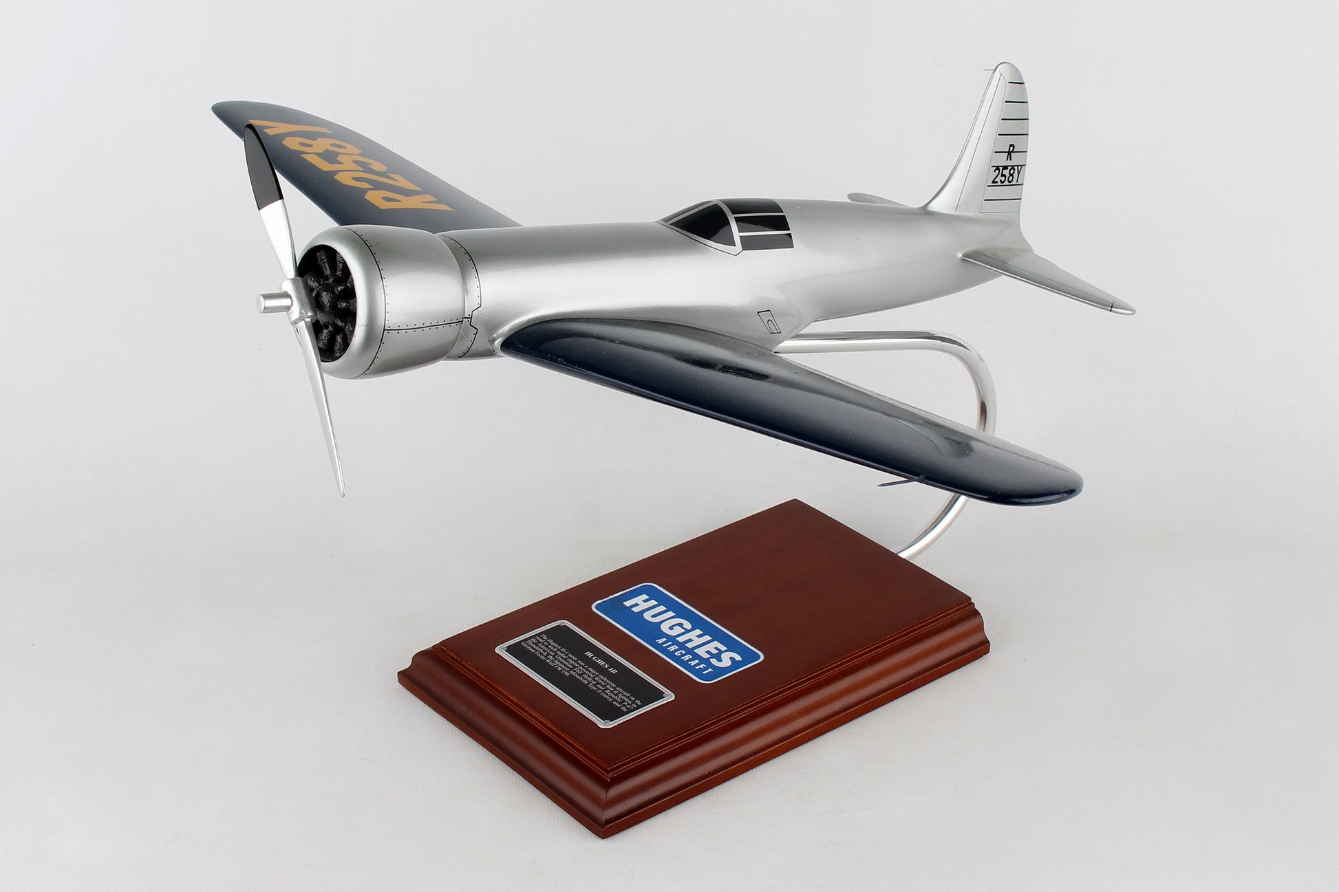 Executive Series ESAG012 Exec Ser Hughes 1-B 1/20 (Kh1Bte)