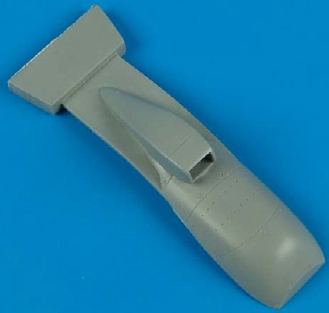Quickboost 48212 1/48 Spitfire Mk Vb Trop Engine Cover w/Radistor for TAM (D)