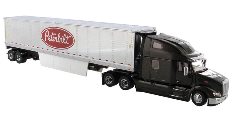 Diecast Masters 71071 1/50 Scale Peterbilt 579 UltraLoft Tractor