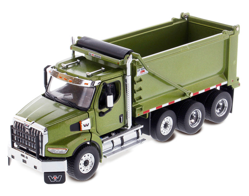 Diecast Masters 71086 1/50 Scale Western Star Tandem Dump Truck
