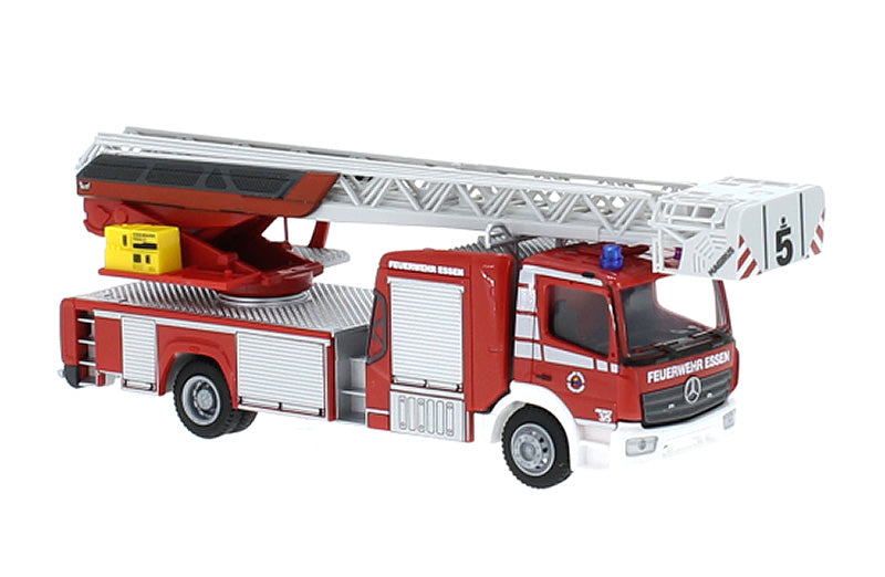 Rietze 71662 1/87 Scale Fire Service - Mercedes-Benz Atego Magirus DLK 32