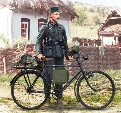 Master Box Models 35171 1/35 German Soldier w/Bicycle 1939-42 (D)
