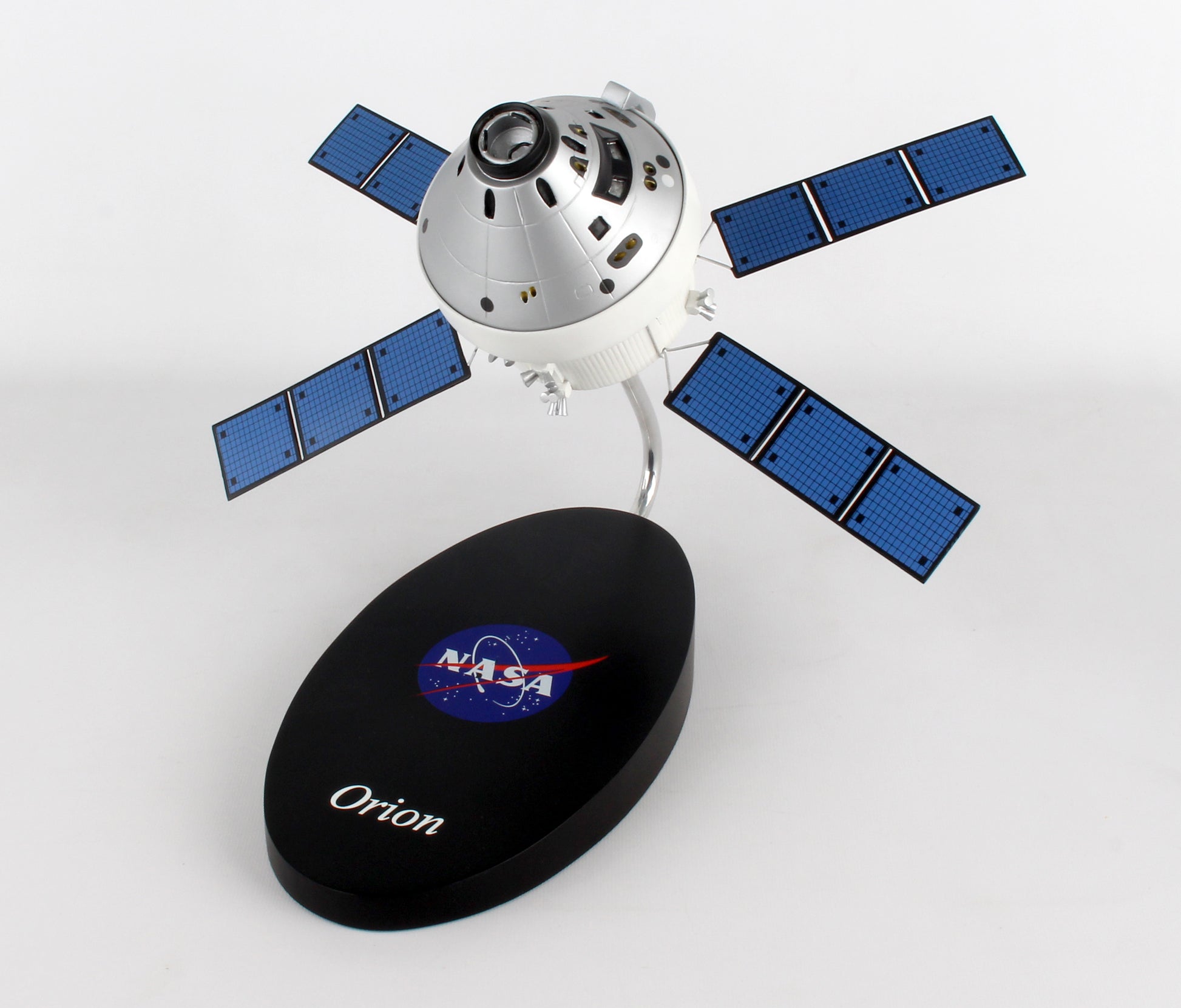Executive Series E82048 Exec Ser Orion Spacecraft 1/48 (Kynotr)