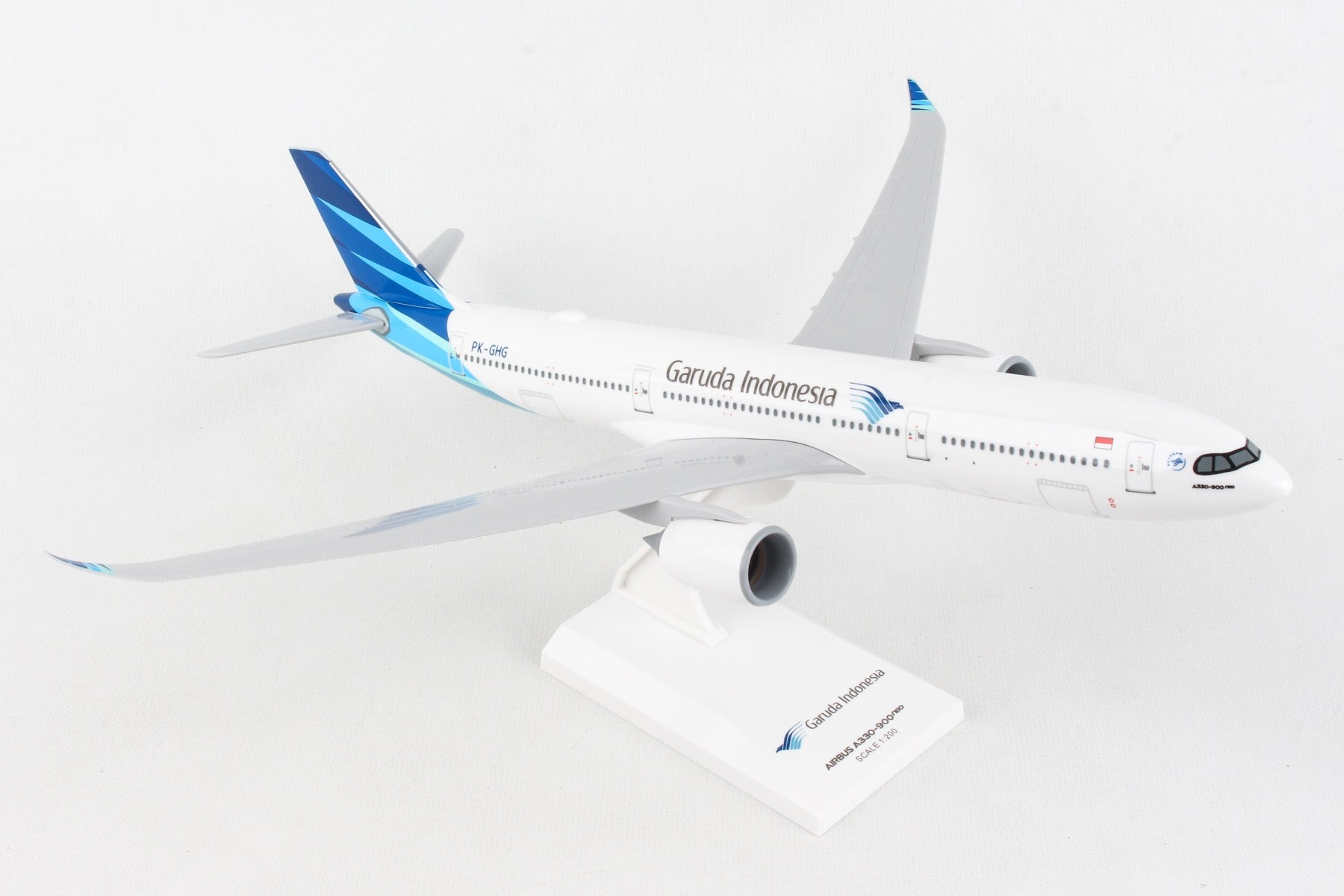 Skymarks SKR1060 Skymarks Garuda A330-900Neo 1/200