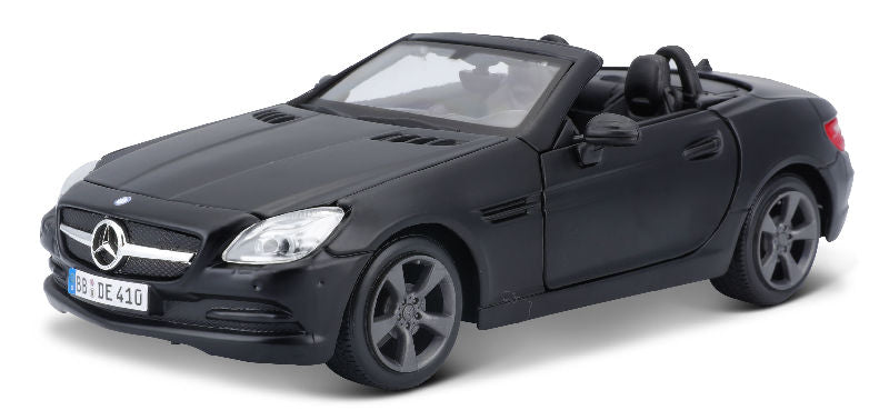 Maisto 31206BK 1/24 Scale 2011 Mercedes-Benz Slk