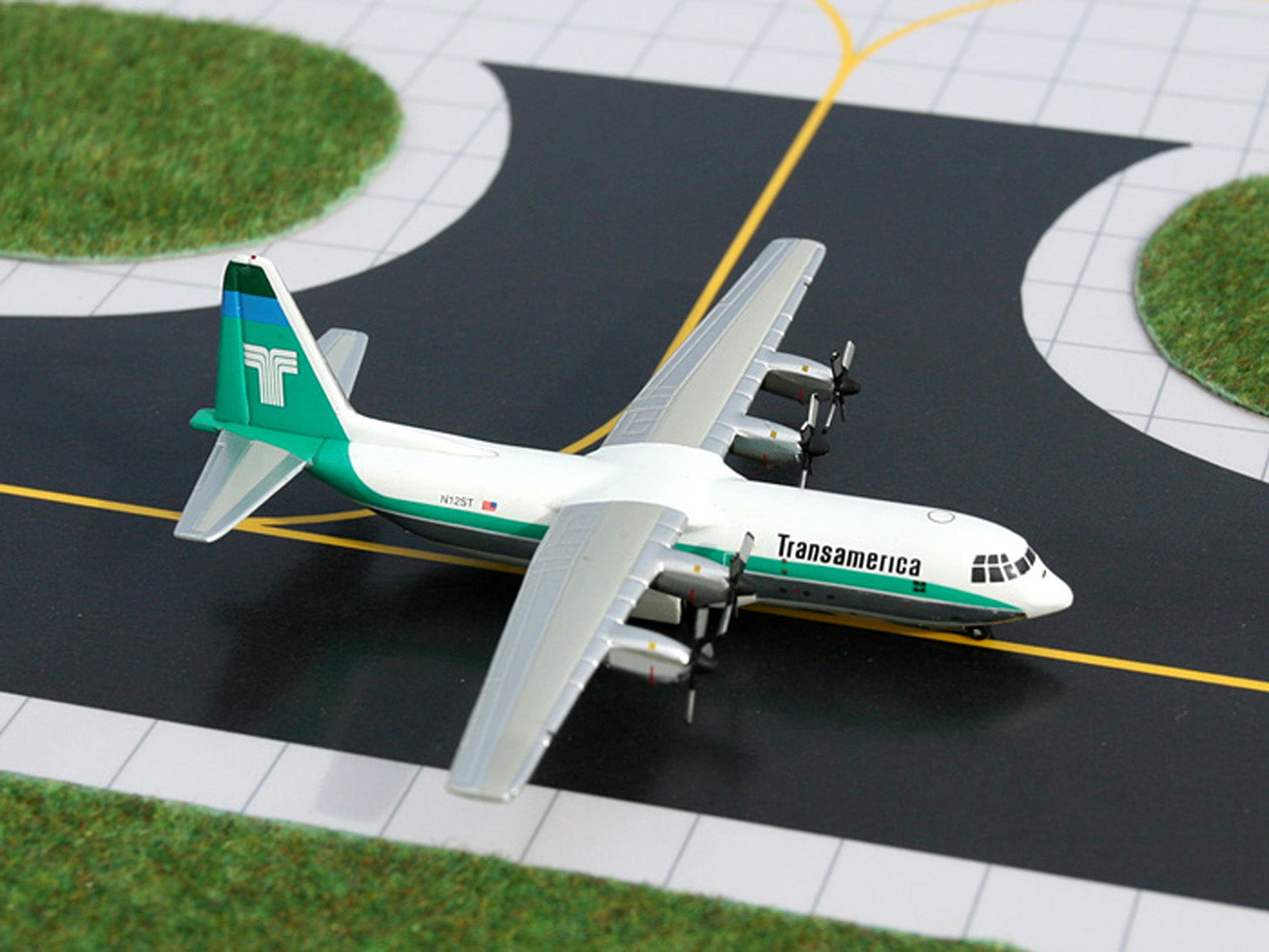 Gemini Jets 1/400 GJ644 Gemini Trans America L-100 1/400 (**)