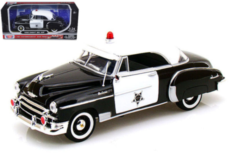 Motormax 76931 1/24 Scale Police - 1950 Chevrolet Bel Air Patrol Car