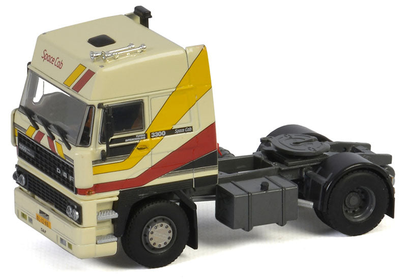 WSI 78985 1/50 Scale Daf 3600 Space Cab 4X2 Tractor