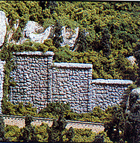 Woodland Scenics 1261 All Scale Retaining Walls (Hydrocal Plaster Castings) pkg(3) -- Random Stone