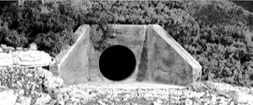 Woodland Scenics 1262 All Scale Culverts (Hydrocal Plaster Castings) pkg(2) -- Concrete