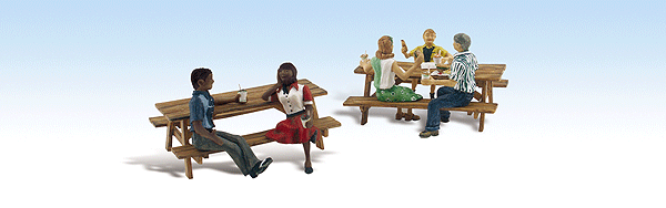 Woodland Scenics 1939 HO Scale Scenic Accents(R) -- Outdoor Diners pkg(5)