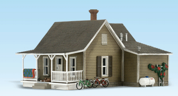 Woodland Scenics 4926 N Scale Granny's House - Built & Ready(R) Landmark Structures(R) -- Assembled - 2-1/32 x 2-29/32" 5.2 x 7.4cm