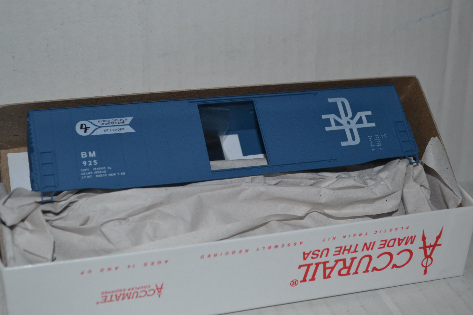Accurail 57151 Ho 50'Steel Boxcar B&M
