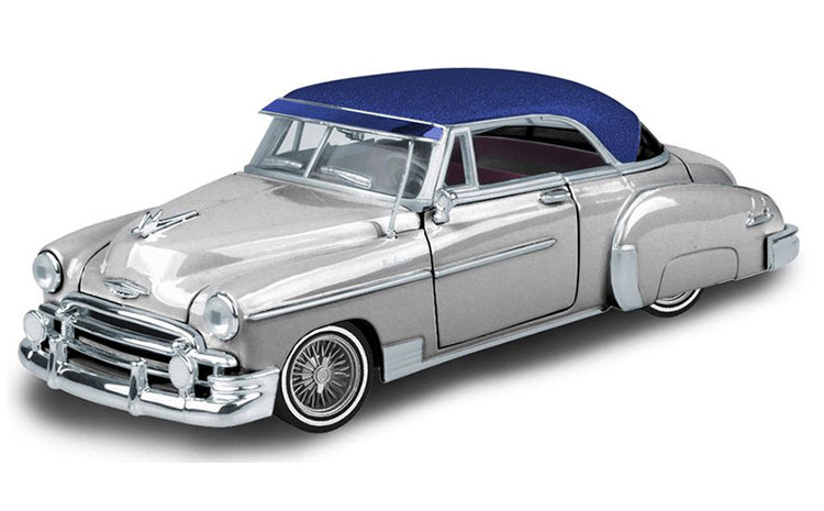 Motormax 79026GYBL 1/24 Scale 1950 Chevrolet Bel Air Lowrider