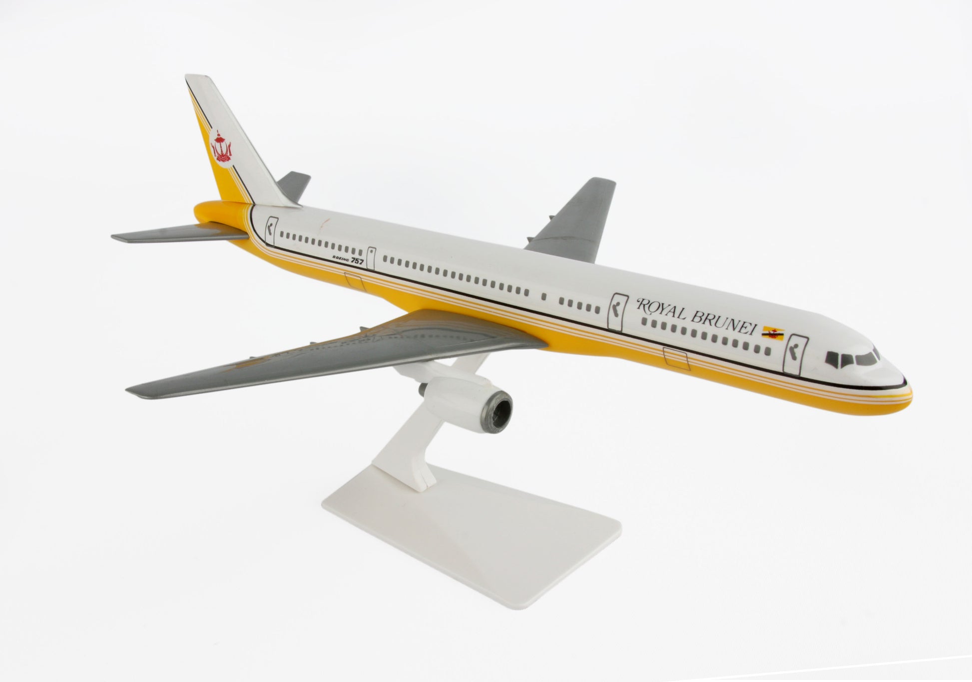 Flight Miniatures LP18133 B757-200 Royal Brunei 1/200