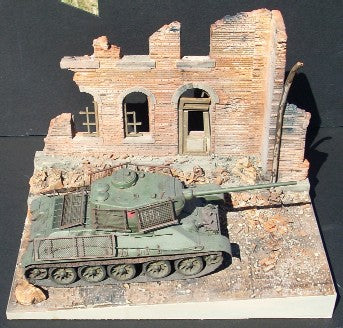 Dioramas Plus 19 1/35 Italian Street Ruined Building Front w/Inclined Base (8"x10.5")