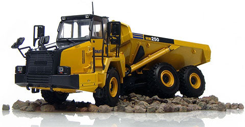 Universal Hobbies 8035 1/50 Scale Komatsu HM250 Articulated Dump Truck