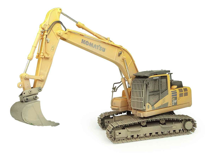 Universal Hobbies 8144 1/50 Scale Komatsu PC210 LC-11 Excavator
