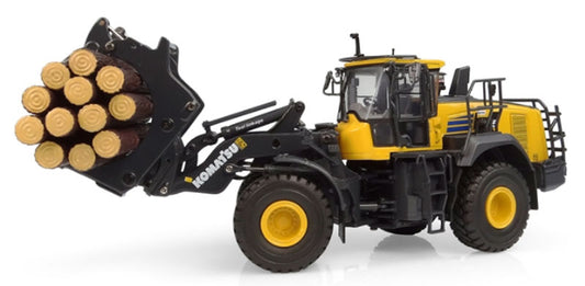 Universal Hobbies 8165 1/50 Scale Komatsu WA475-10 Wheel Loader