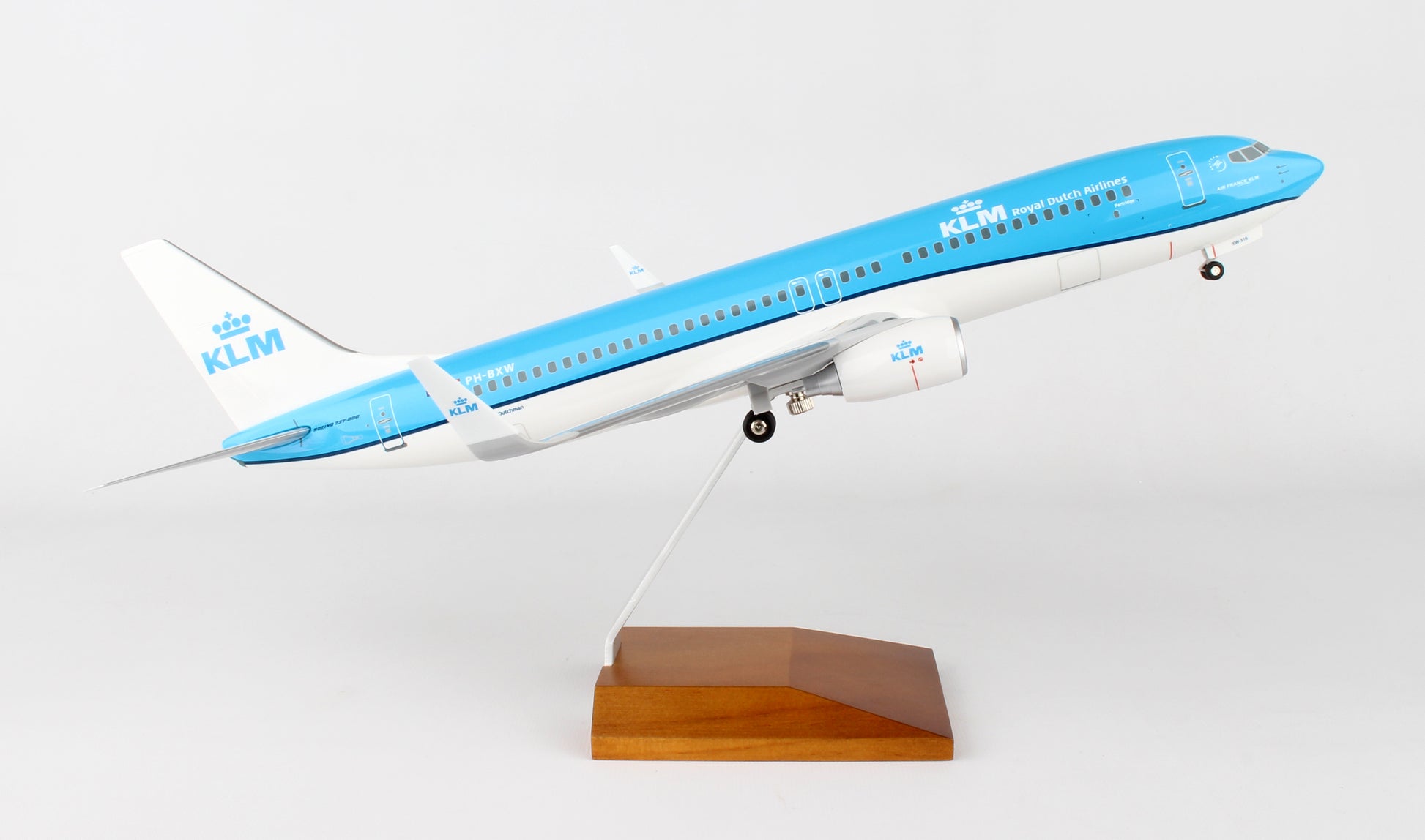 Skymarks Supreme SKR8251 Skymarks Klm 737-800 1/100 W/Wood Stand & Gear New Livery