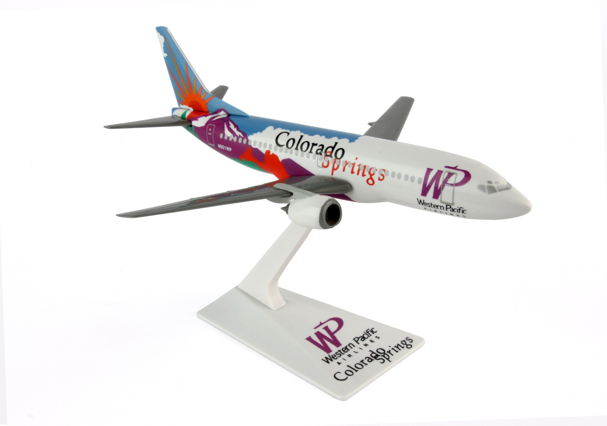 Flight Miniatures LP38171CS B737-300 West Pac Colo Spr 1/200