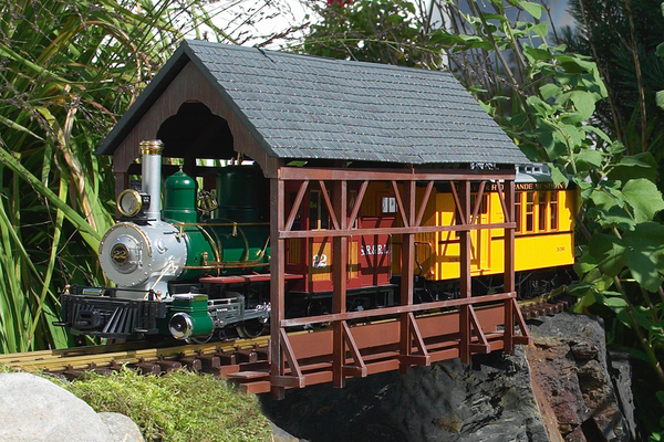 Piko 62116 G Scale Covered Bridge