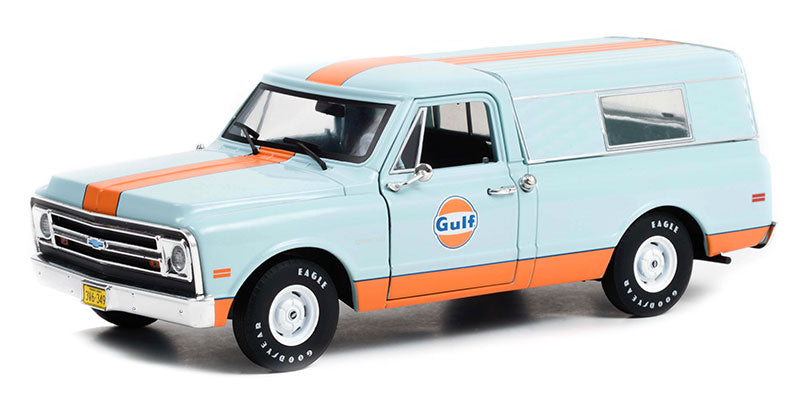 Greenlight 85062 1/24 Scale Gulf Oil - 1968 Chevrolet C-10