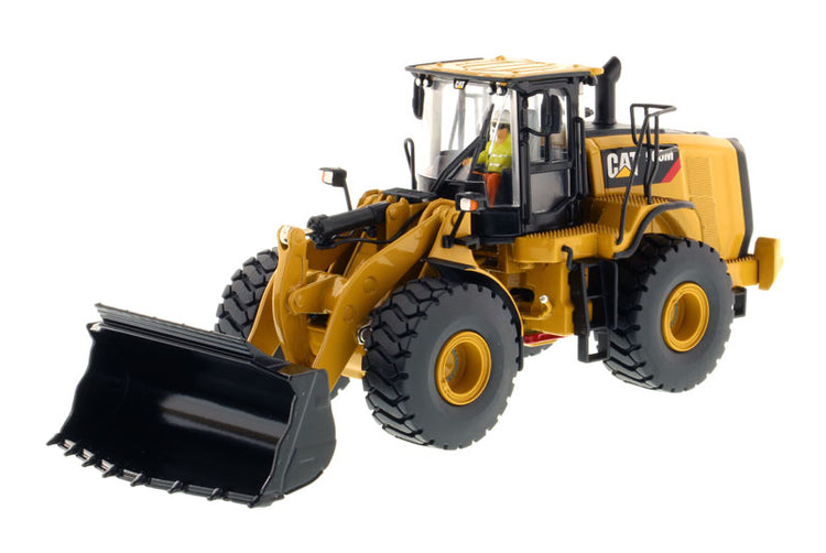 Diecast Masters 85928 1/50 Scale Caterpillar 966M Wheel Loader