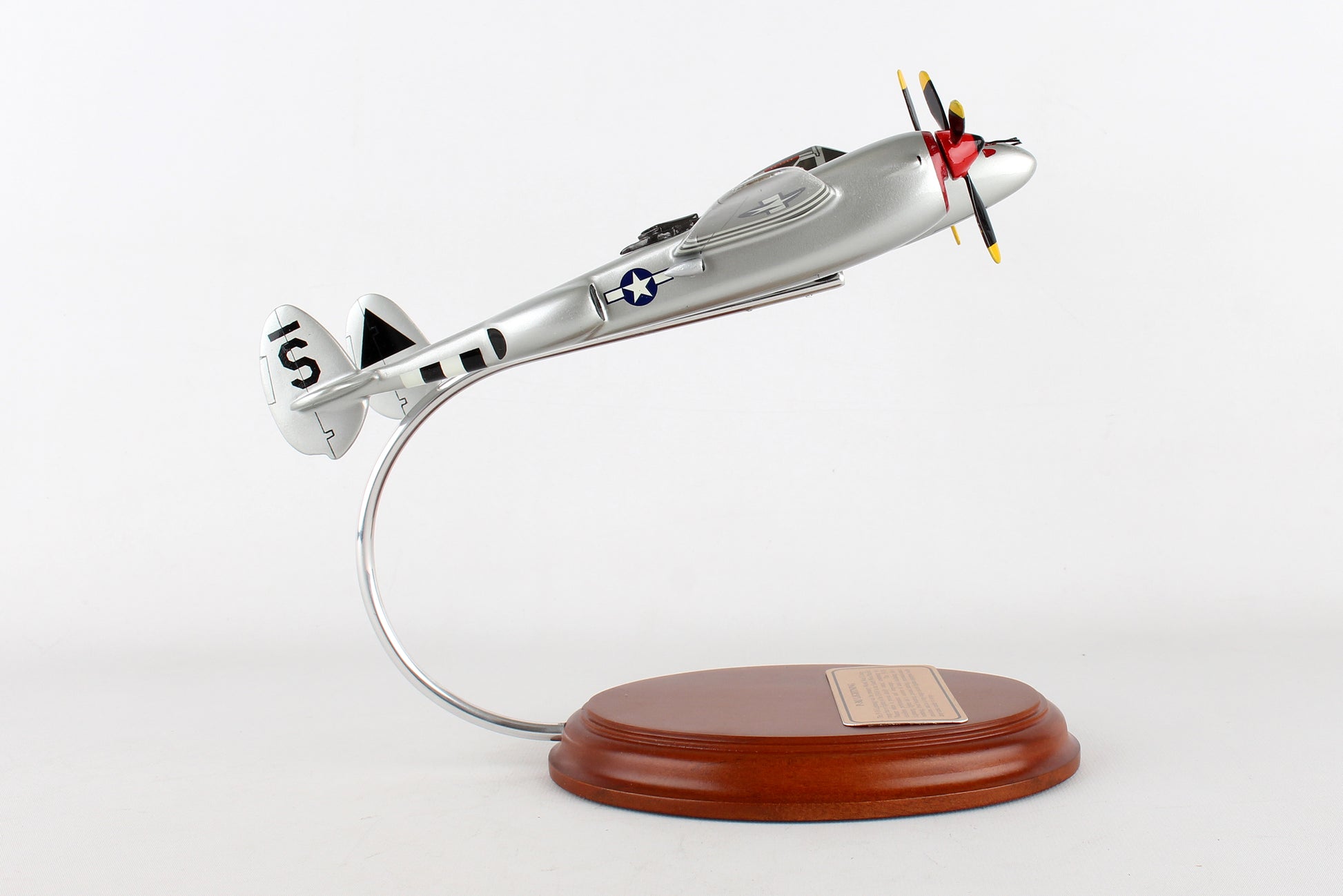 Executive Series A3750 Exec Ser P-38J Lightning 1/50 (Am07004)