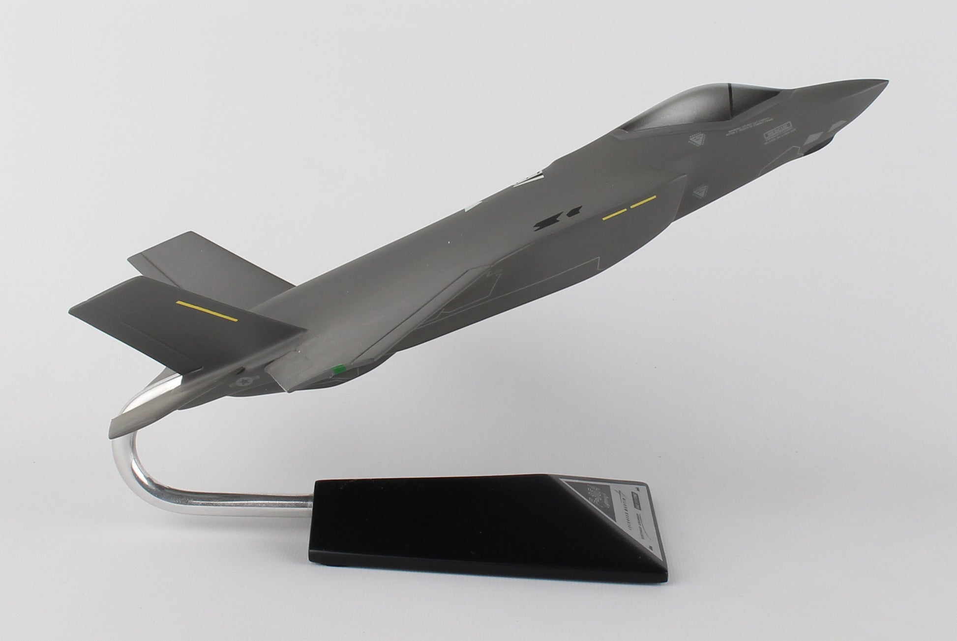 Executive Series B9548 Exec Ser F-35A Jsf-Usaf 1/48 (Cf035A1Tr)