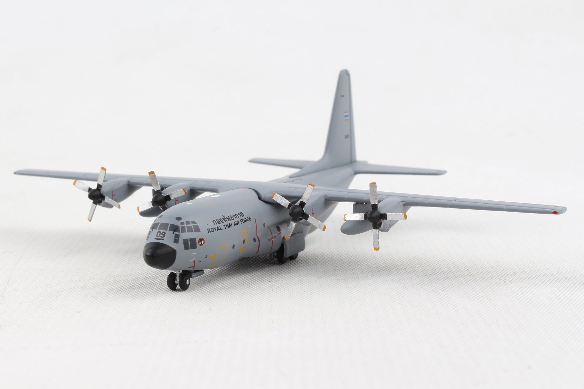 Gemini Jets Military 1/400 GM081 Geminimacs Thai Air Force C-130 1/400 60109