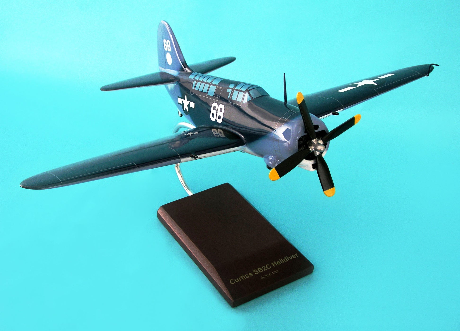 Executive Series C0632 Exec Ser Sb2C-4 Helldiver Usn 1/32 (Asb2Ct)