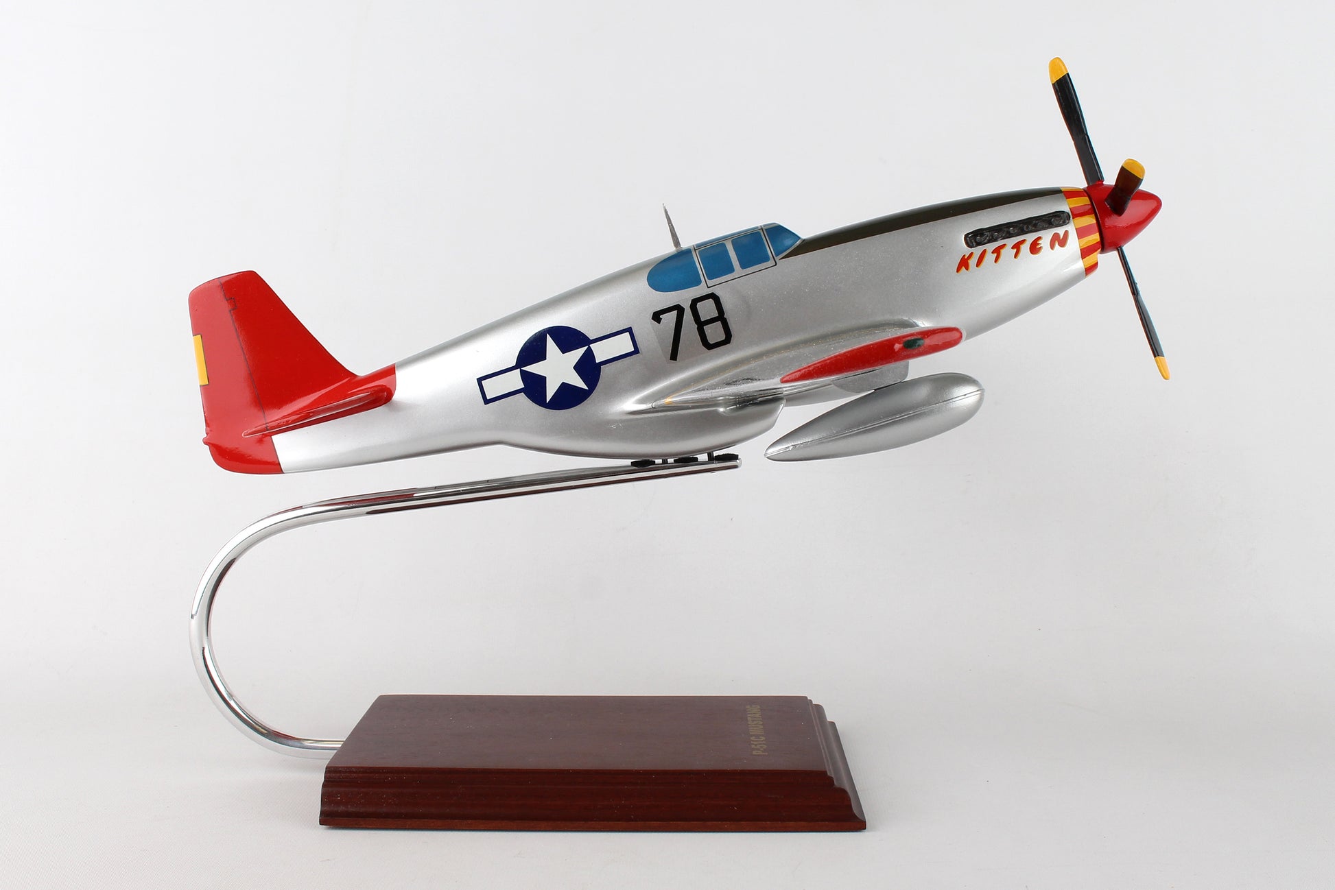 Executive Series A4324 Exec Ser P-51C Tuskegee 1/24 Kitten (Ap51Ct)