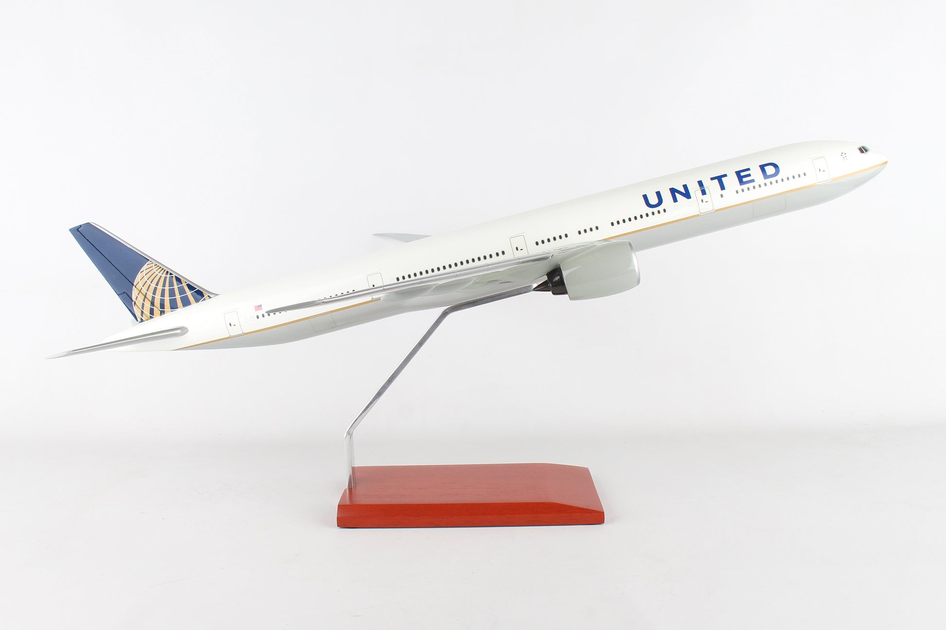 Executive Series G60610 Exec Ser United 777-300 1/100