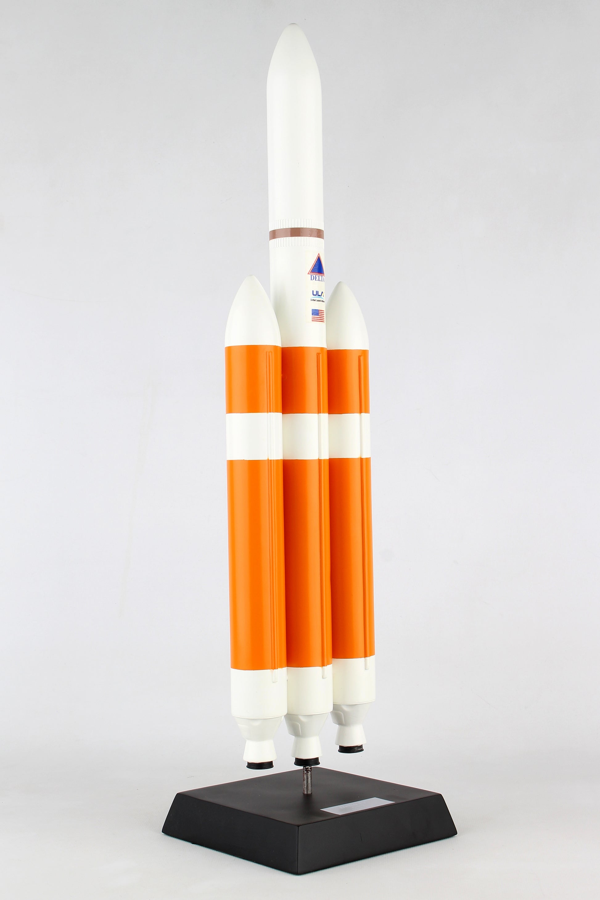 Executive Series E82244 Exec Ser Delta Iv Heavy 1/144 (Mnd4Ht)