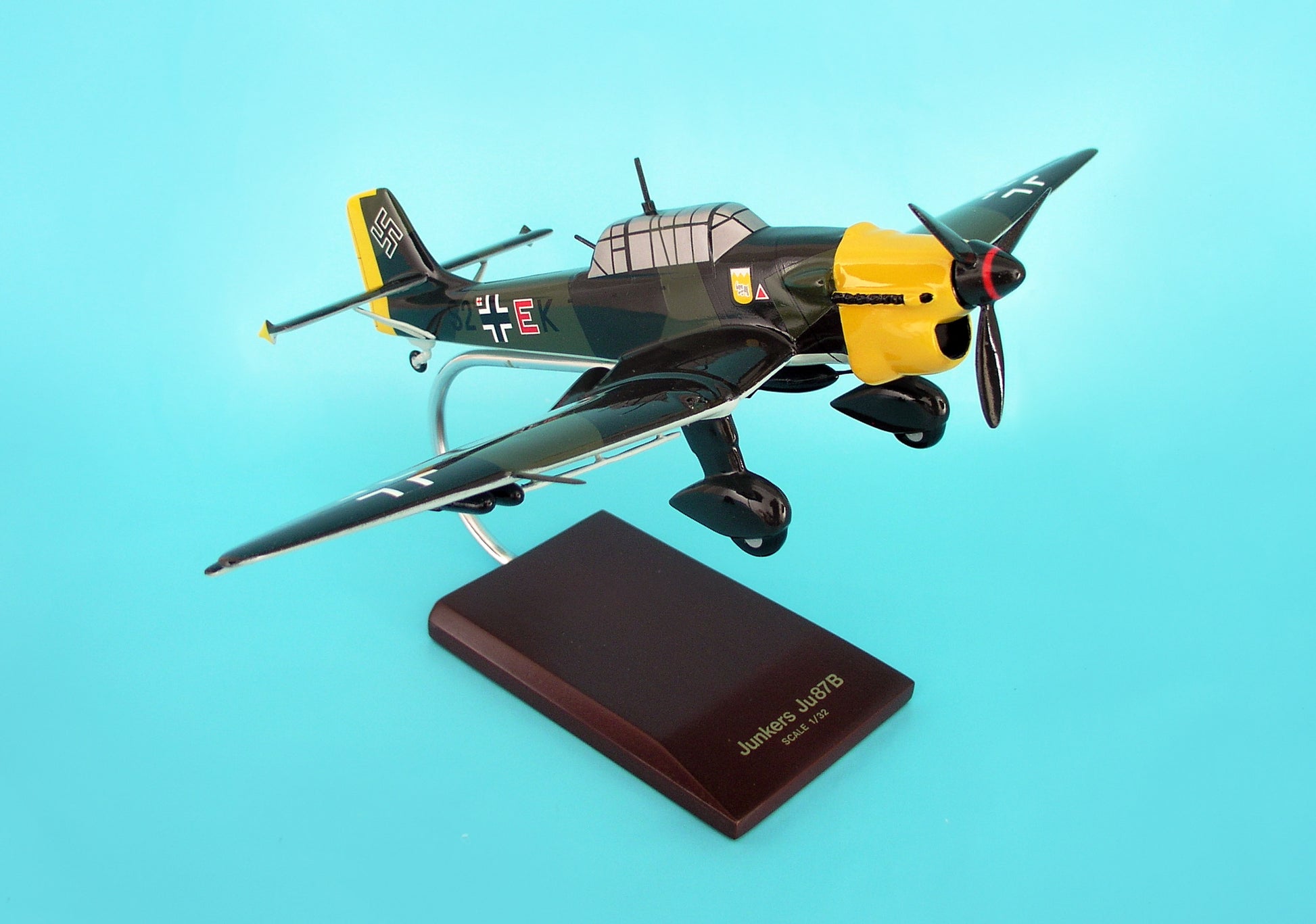 Executive Series F0532 Exec Ser Ju-87B Stuka 1/32 (Fgj87T)
