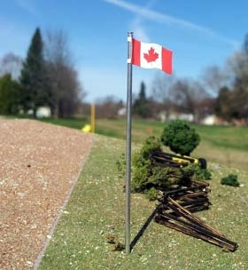 Osborn Models 1093 Ho Canadian Flag + Pole 3Pk