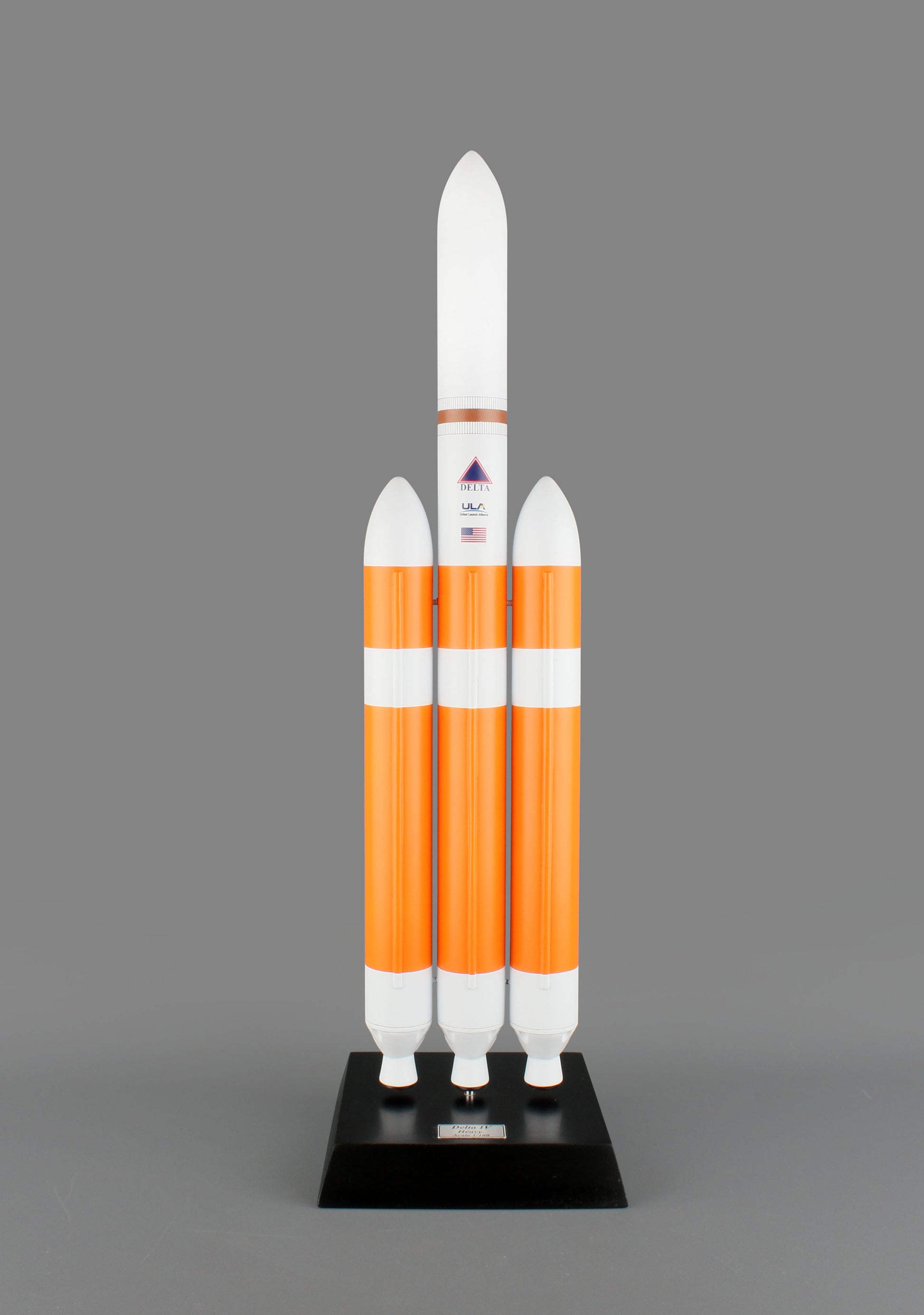 Executive Series E61100 Exec Ser Delta Iv Rocket Heavy 1/100 (Kynd4T)