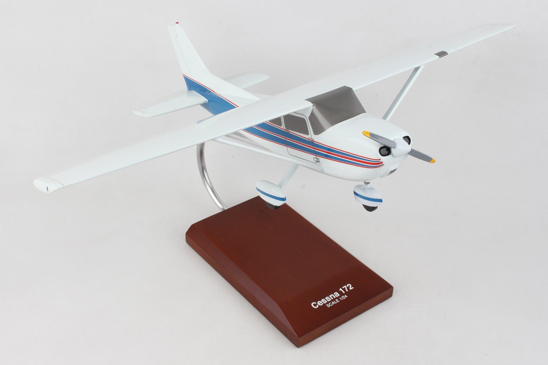 Executive Series H0624 Exec Ser Cessna C-172 Skyhawk 1/24 (Kc172T)