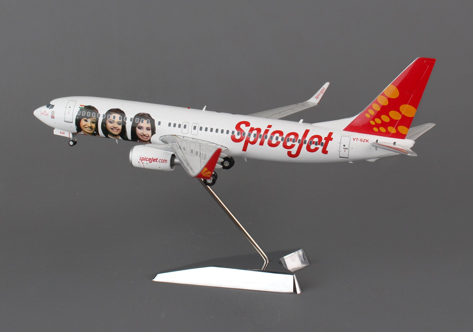 Gemini Jets 1/200 G2SEJ432 Gemini200 Spicejet 737-800W 1/200 Employee Logo Jet Vt-8Zk