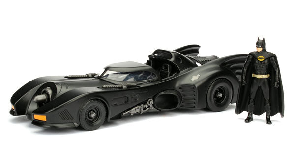 Jada Toys 98260 1/24 Scale Batmobile with Diecast Batman Figure