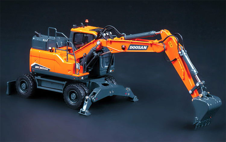 IMC 99-10106 1/50 Scale Doosan DX 165 WR Wheeled Excavator