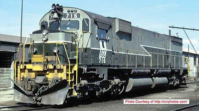Bowser 24848 HO Scale Montreal Locomotive Works M630 - Standard DC - Executive Line -- Pacific Great Eastern 713 (Two-Tone Green, Lightning Stripe, Nose Ditch Ligh