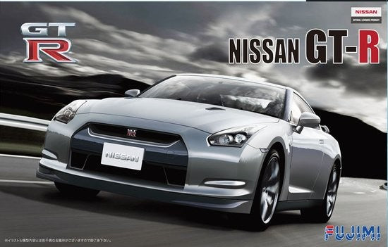 Fujimi 3767 1/24 Nissan R35 GT-R Sports Car