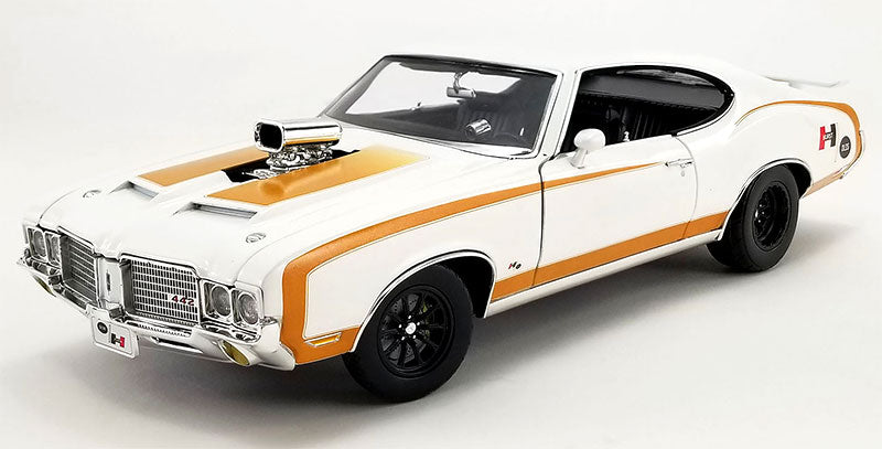 Acme A1805620 1/18 Scale Drag Outlaw - 1972 Hurst Oldsmobile 442