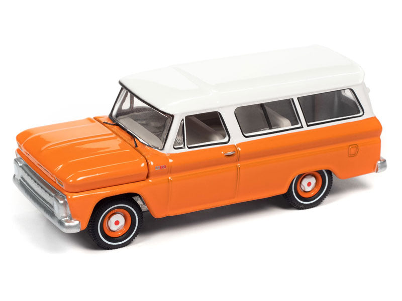 Auto World AWSP060-B 1/64 Scale 1965 Chevrolet Suburban